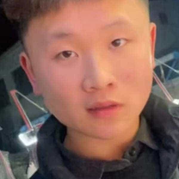 22岁岁河南单身帅哥 - 秦皇岛吉缘网