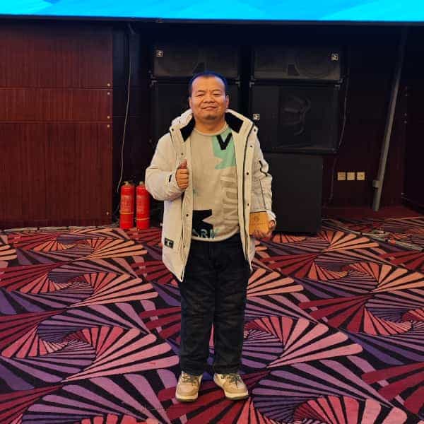 嘉宾照片