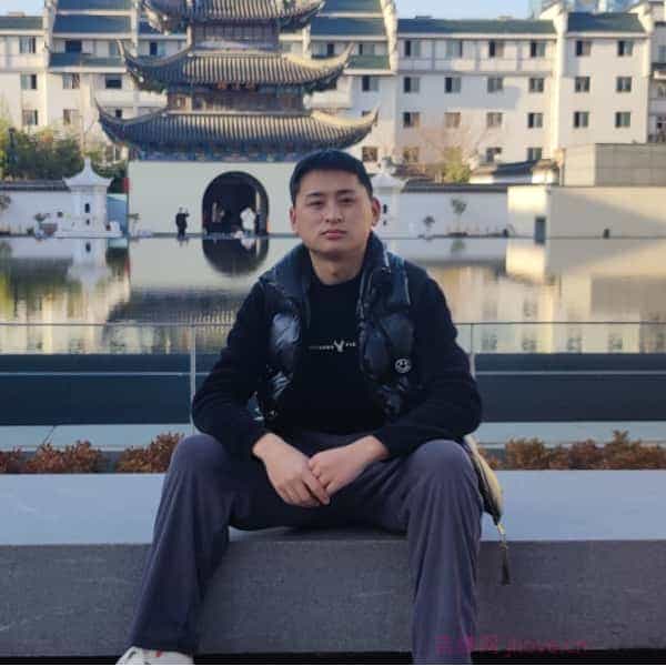 31岁岁湖北单身帅哥 - 秦皇岛吉缘网